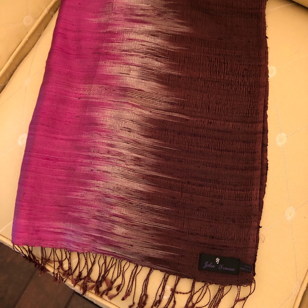 💯% Silk Jolie Femme Pink, Ivory, & Brown Fringed Scarf/Wrap - Picture 5 of 10